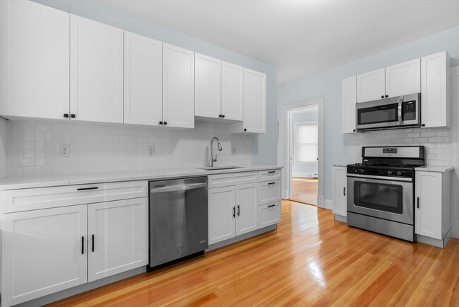 Photo - 15 Romsey St Condo Unit 1