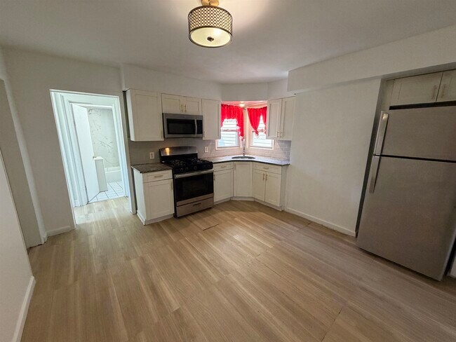 Photo - 619 38th St Unit 1