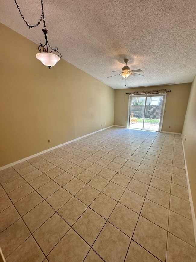 Photo - Nice 2/1.5 Duplex Located Across From St. ...