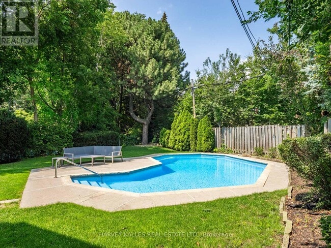 Photo - 14 Dewbourne Ave