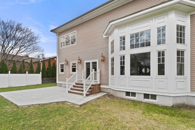 Photo - 75 Woodfall Rd