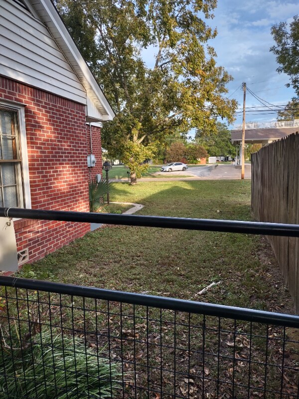 Photo - 308 S Trinity St