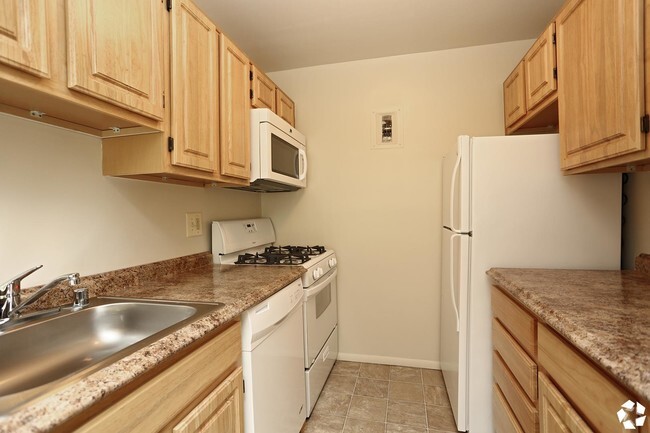 Windsor Forest Apartments - Baltimore, MD | ForRent.com