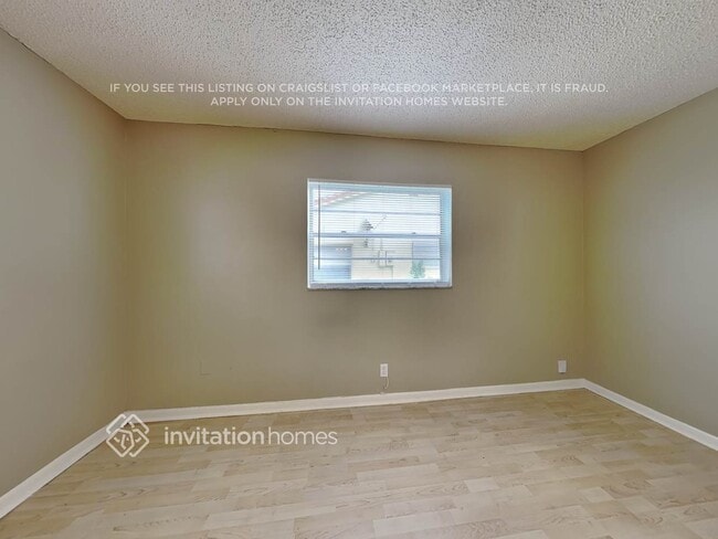 Photo - 9019 SW 9th St