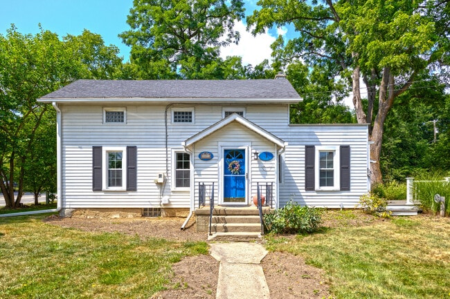 Building Photo - 5071 Plymouth Rd