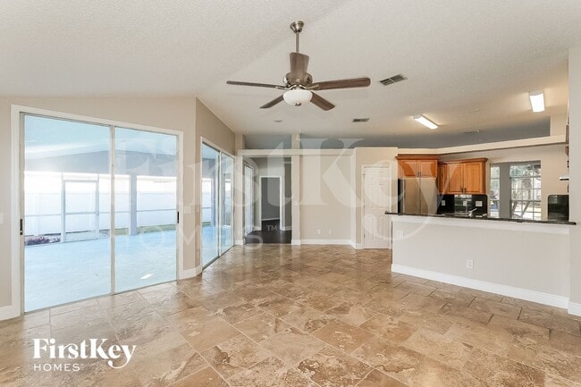 Photo - 28721 Cottagewood Dr