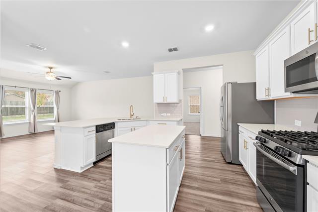 Photo - 1357 Rembrandt Dr