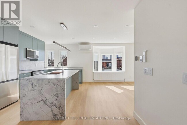 Photo - 250 Hallam St Unité Upper