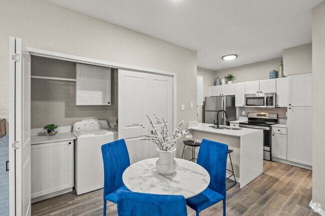 Model A2 1BR, 1BA - 684SF - Dining Room - Hidden Ridge Apartments