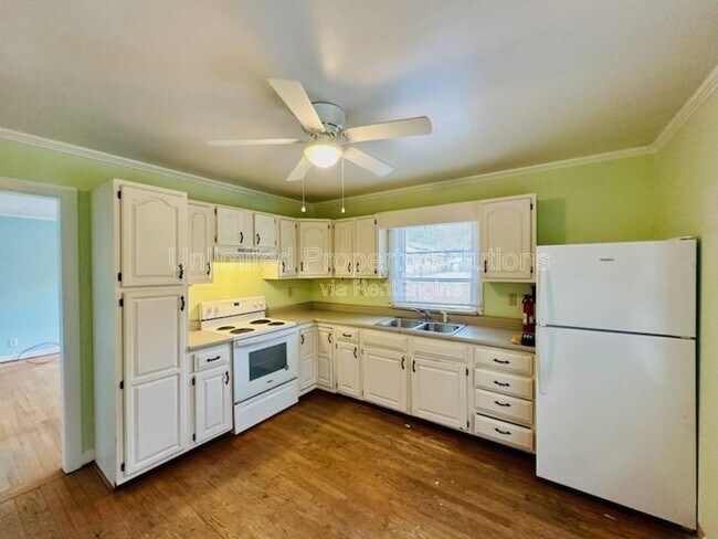 Photo - 145 Dogwood Dr