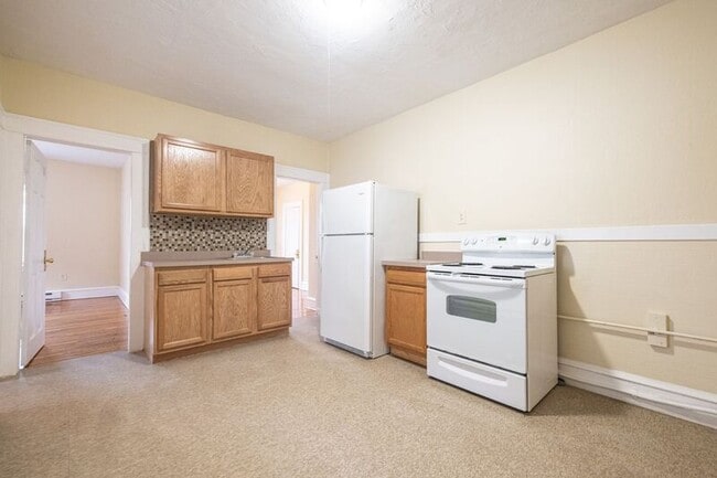 Photo - 72 Kensington Ave Unit 2L