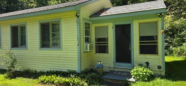 Photo - 103B South