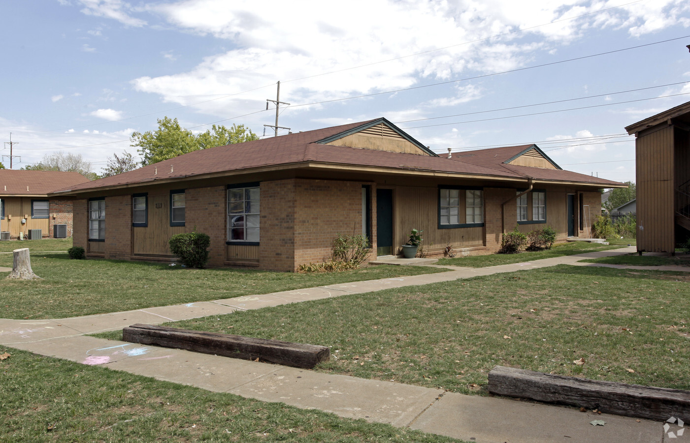 Photo - Bristow Village Apartments