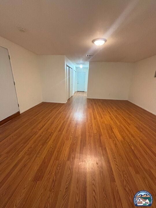 572 Lenrey Ave