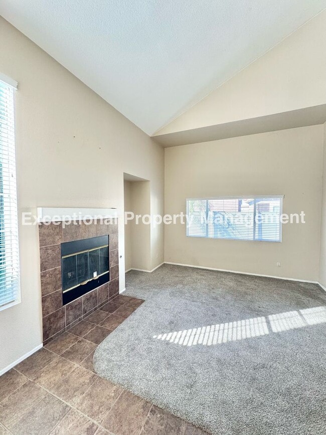 Photo - Ready to move in 3 bed 3 bath home!