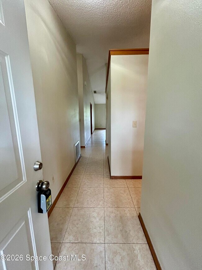 Photo - 63 Ivy Ln