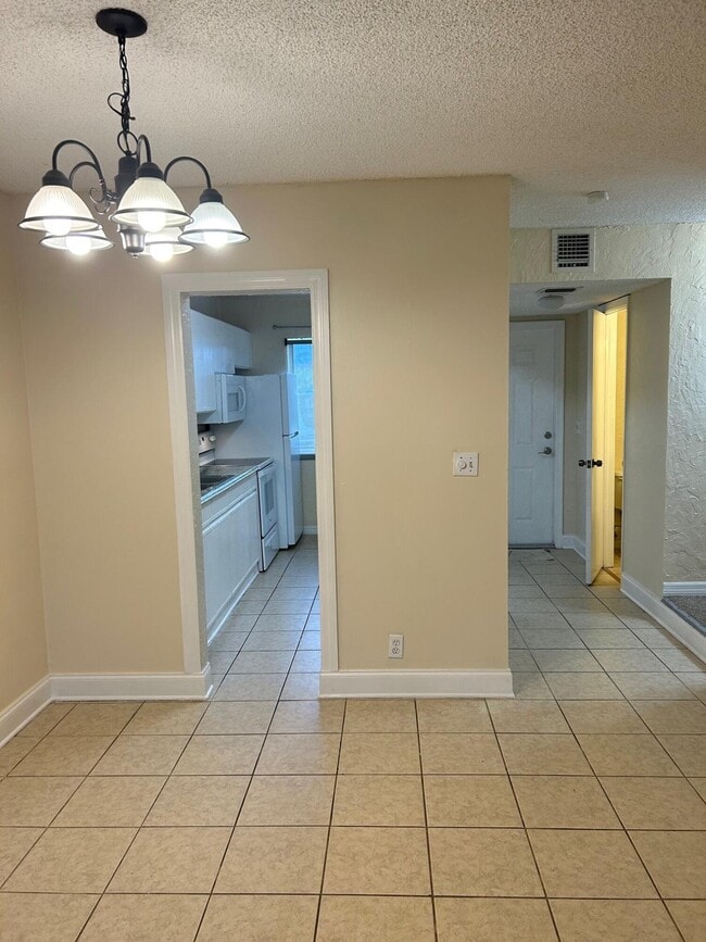 Photo - 139 Sparrow Dr