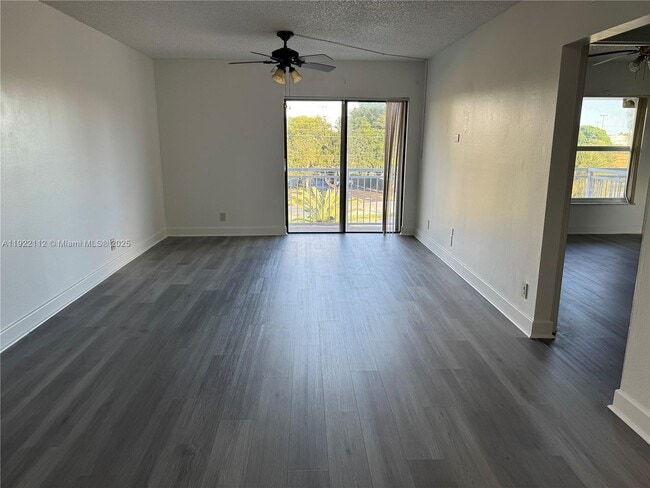 Photo - 405 S Pine Island Rd Unit 413D