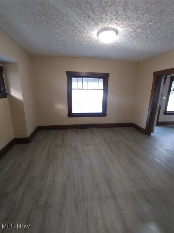 23 Livingston St House House Rental in Youngstown, OH