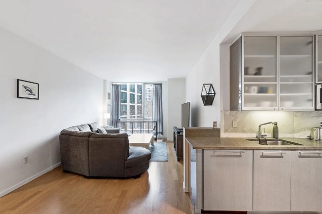 Photo - 200 Chambers St Unit 3G