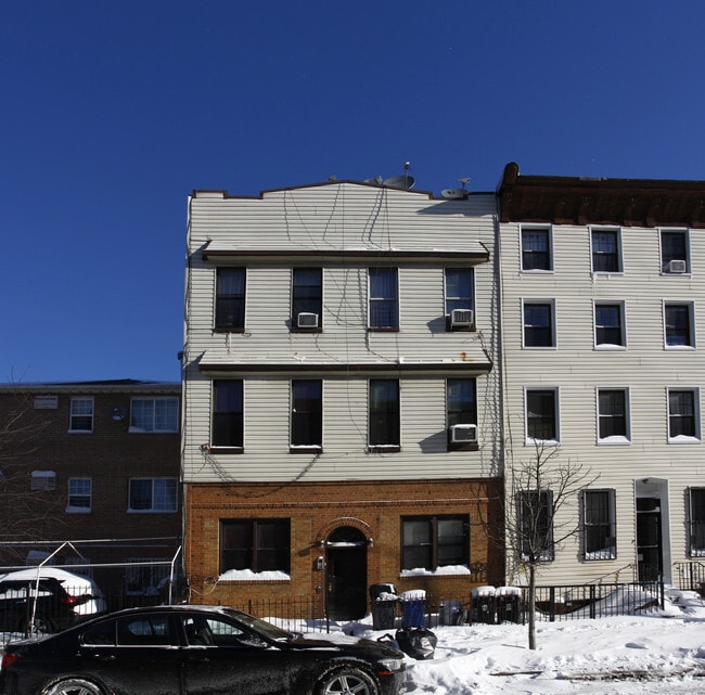 241 Irving Ave Apartments For Rent in Brooklyn, NY