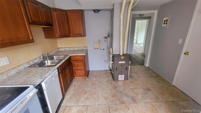 174 South Ave Unit 2