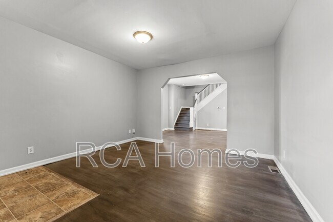 Photo - 107 N Kealing Ave