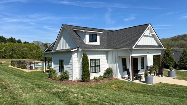 Photo - 847 Wellstone Dr