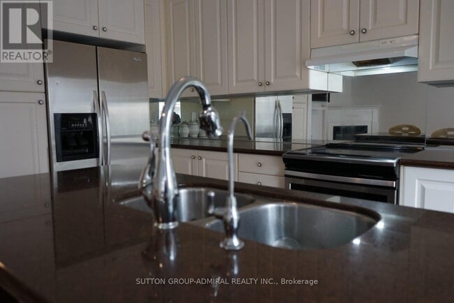 Photo - 21 Asner Ave