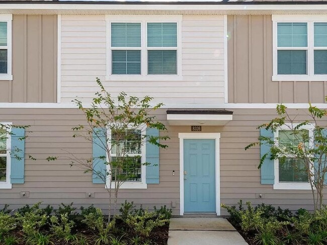 Building Photo - 8326 Asteroid St