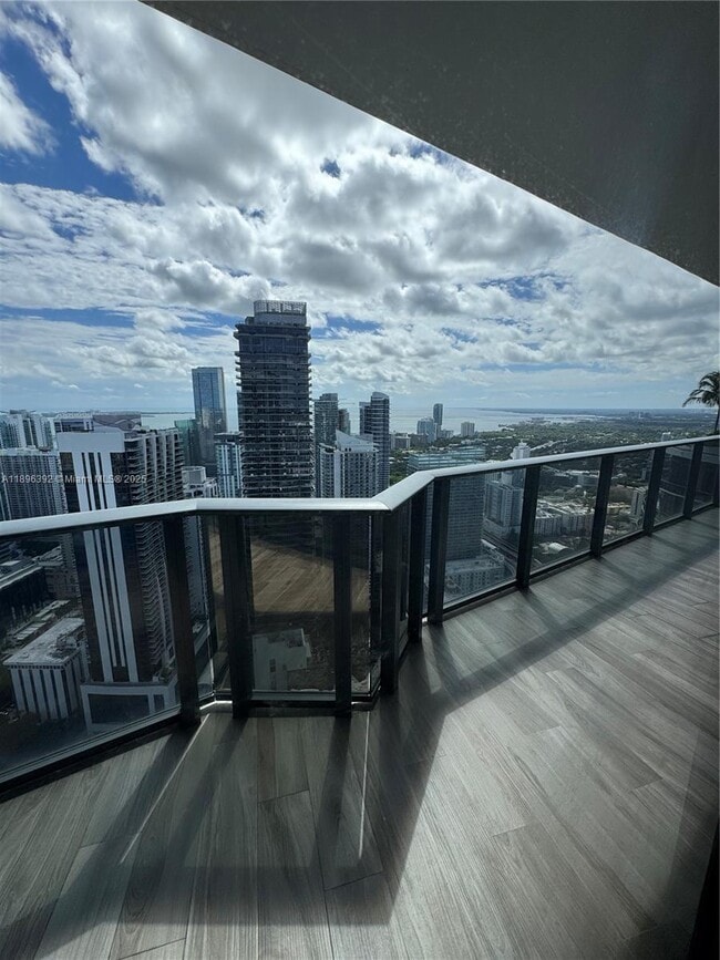 Photo - 801 S Miami Ave Unidad 5302