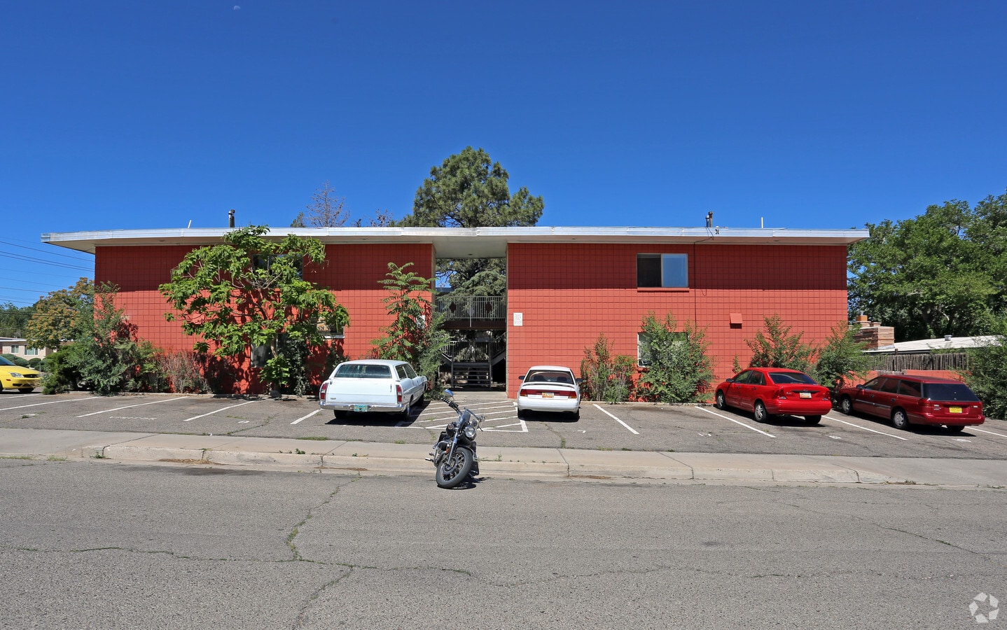 Photo - 16 Units