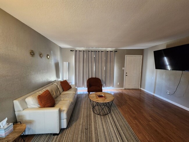 Photo - 2016 E 24th Pl