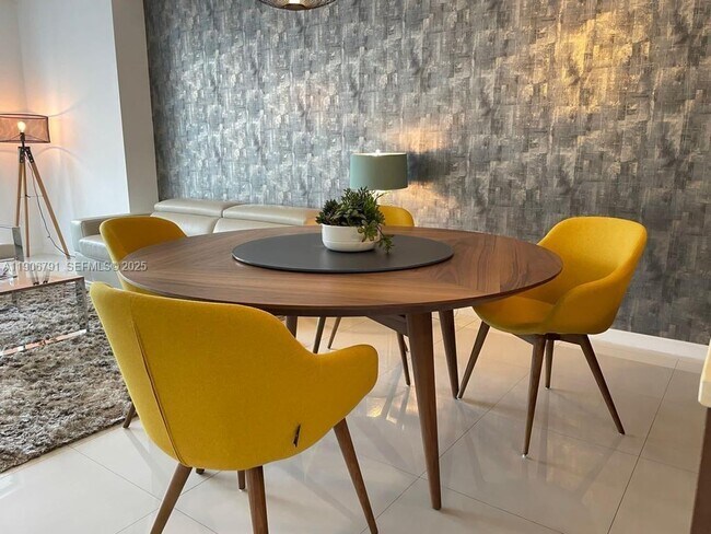 Photo - 485 Brickell Ave Unit 3607