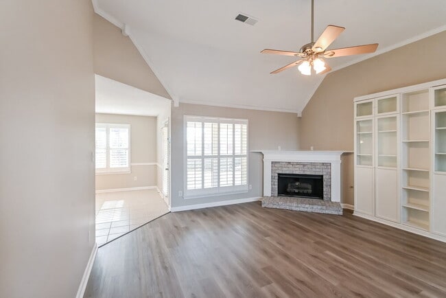 Photo - 5150 Bluff Springs Cove