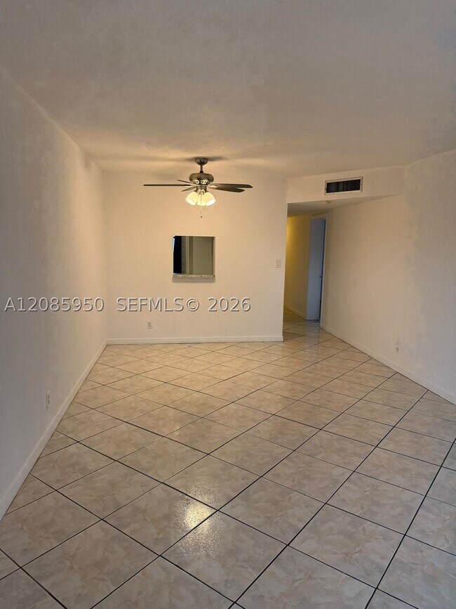 Photo - 8040 N Colony Cir Unit 304