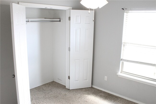 Photo - 5007 SW Fieldstone Blvd