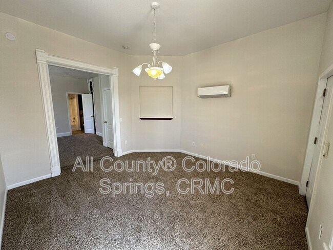 Photo - 508 E Cache La Poudre St Unidad 101