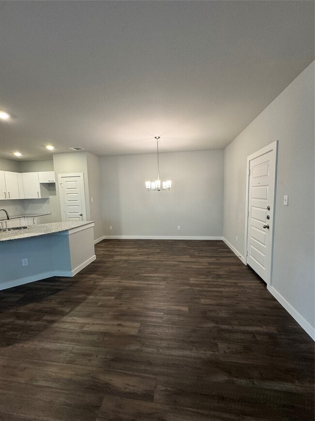 Photo - 9906 Grosbeak Ln