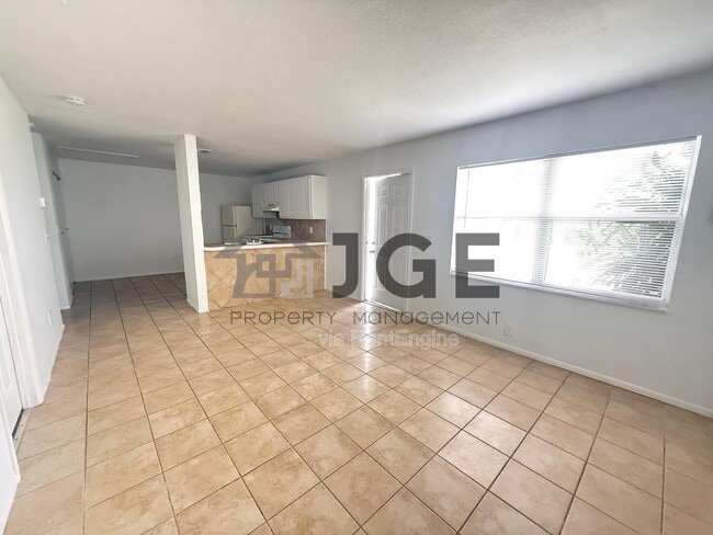 Photo - 198 Charlotte Ave