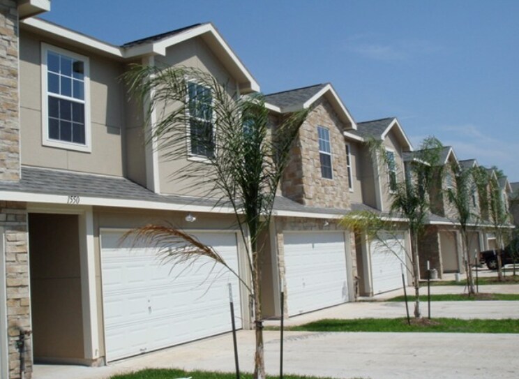 Photo - Windsor Estates Townhomes