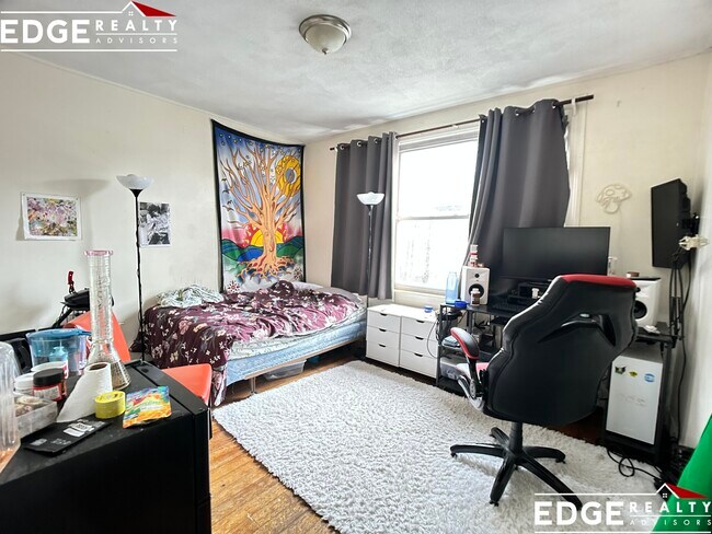 Photo - 28 Wadsworth St