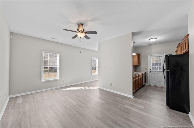 Photo - 122 Sherman Ct