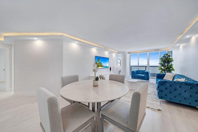 Photo - 1717 N Bayshore Dr Unidad ID1054126P