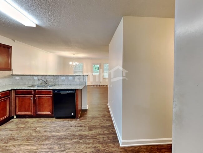 Photo - 364 Hidden Creek Ln