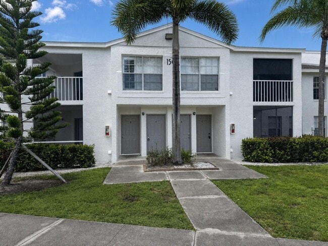 Building Photo - Unfurnished 1-bedroom plus den, 1-bathroom condo