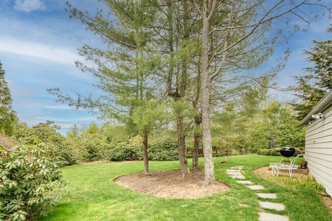 Photo - 30 Huckleberry Ln