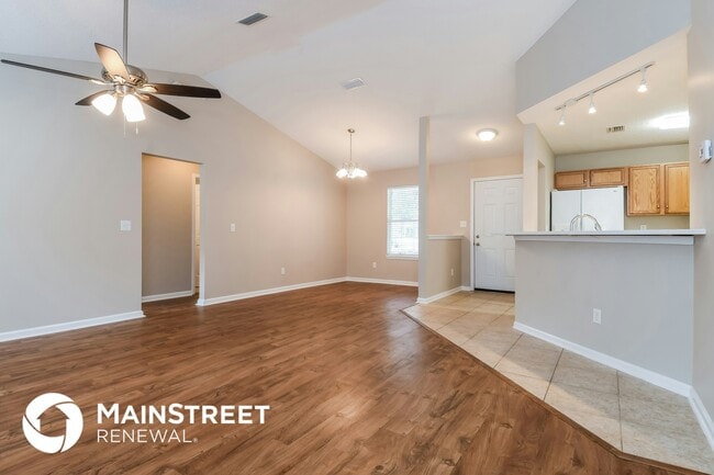 Photo - 6239 Old Dixie Dr