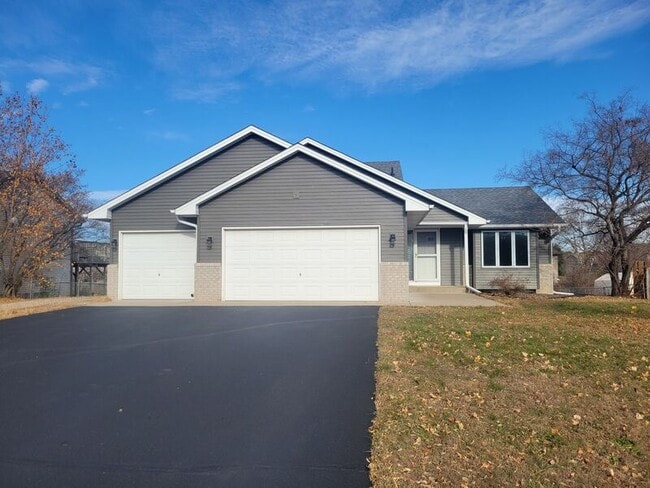 Photo - 5041 Mitchell Rd