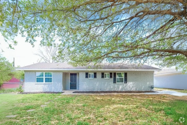 Building Photo - 1113 Westmoreland Dr Rental